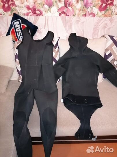 Гидрокостюм