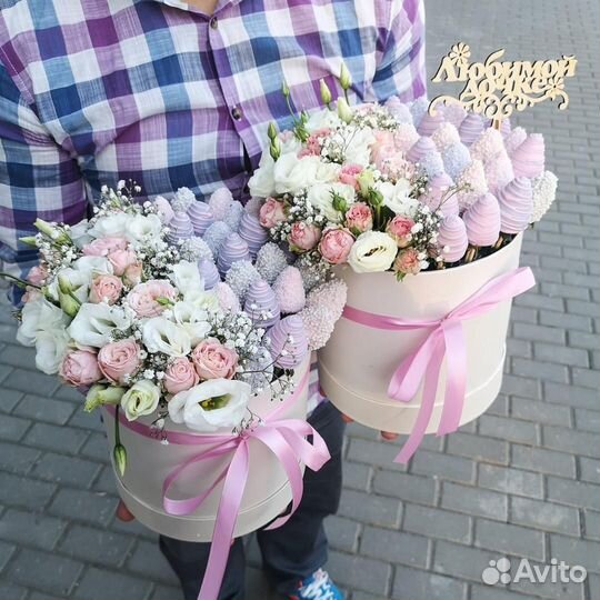 Клубника в шоколаде, Боксы с клубникой и цветами