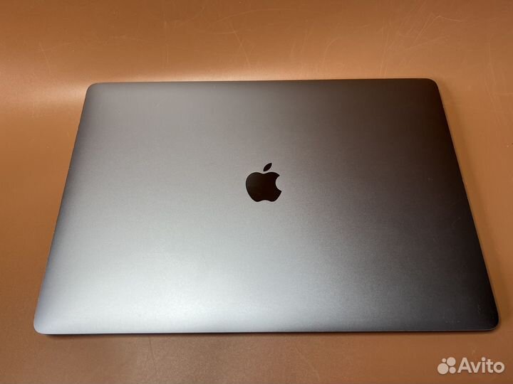 Apple MacBook Pro 15 2019 i9 500gb 416 циклов