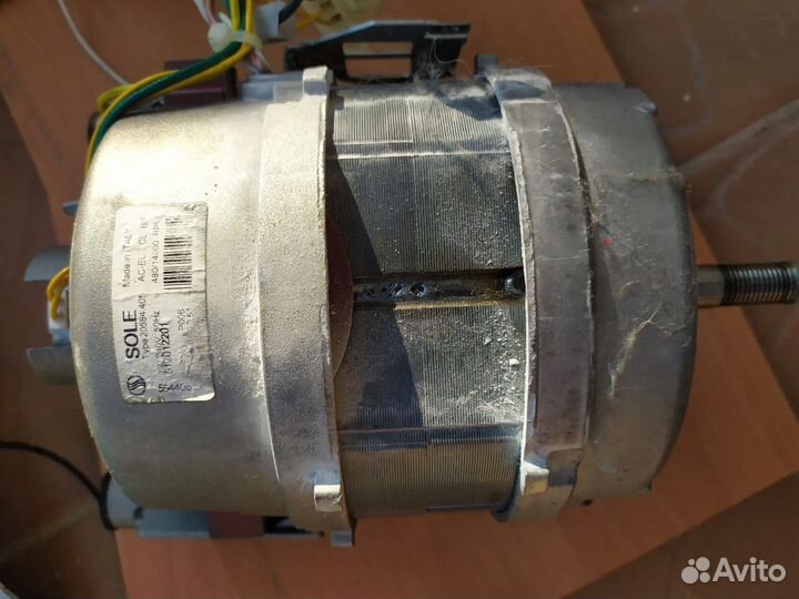 Двигататель стиральной машины