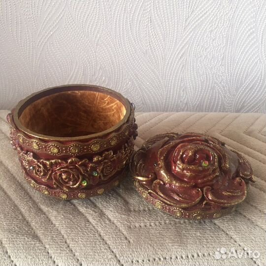 Шкатулка для украшений