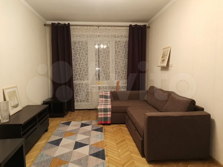 2-к. квартира, 50 м², 8/9 эт.