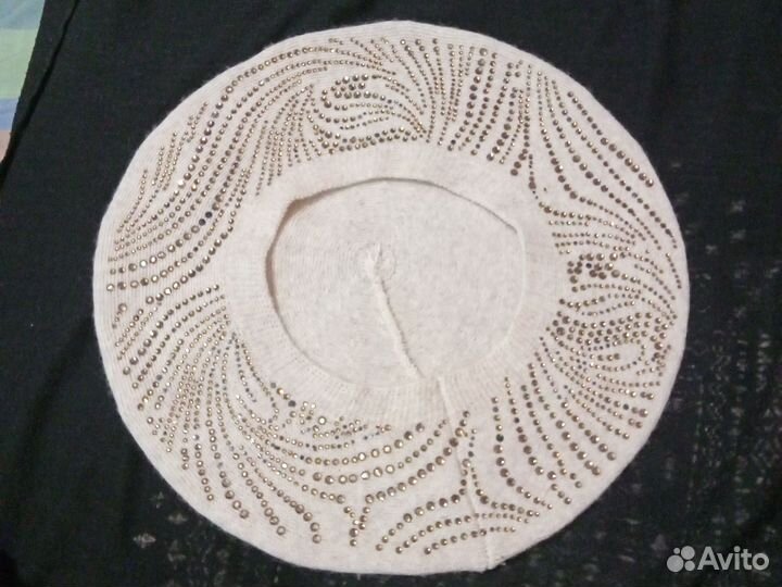 Берет женский