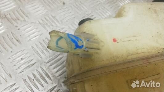 Бачок расширительный toyota verso AR2 (99U04NP01)