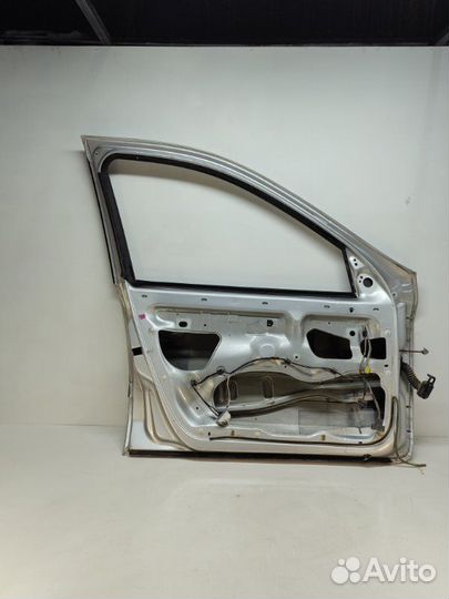 Дверь боковая передняя левая Renault Laguna 2