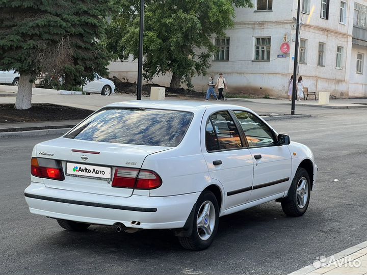 Nissan Almera 1.6 МТ, 1998, 340 000 км