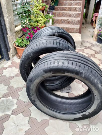 Nokian Tyres zLine SUV 285/50 R20