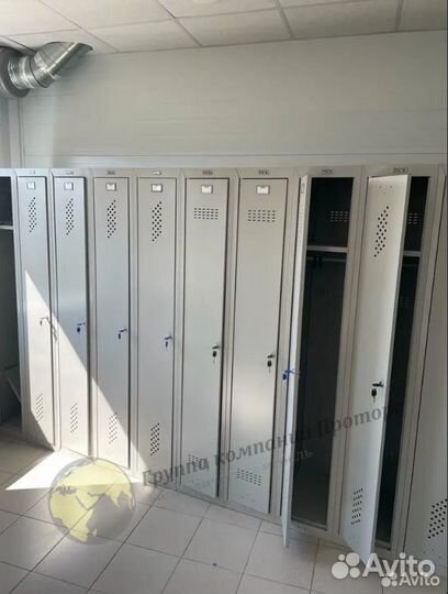 Шкаф металлический для одежды