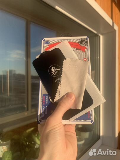 Защитное стекло iPhone 11 pro