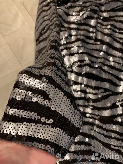 Платье вечернее с пайетками