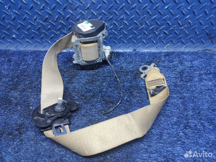 Ремень безопасности передний правый Bmw F10