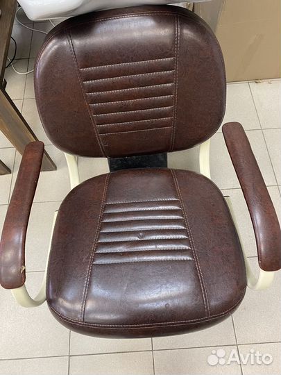 Мойка парикмахерская с креслом