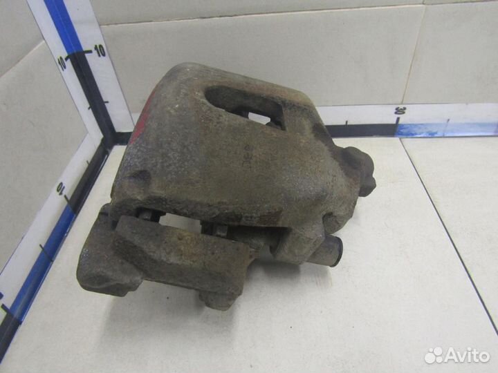 Суппорт передний правый C-MAX 2003-2011