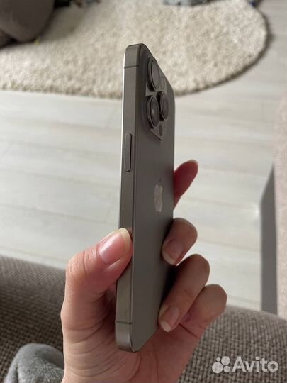 iPhone 15 Pro, 128 ГБ