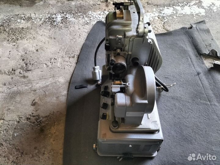 Кинопроектор кпш-4