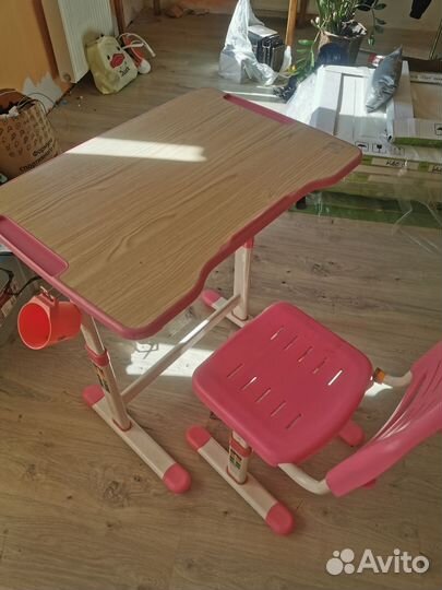 Письменный стол