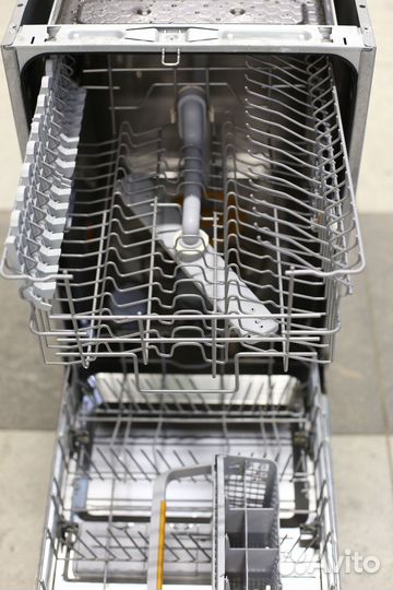 Посудомоечная машина Electrolux