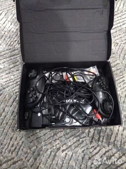 Игровая приставка titan