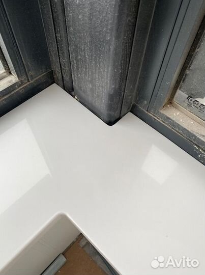 Подоконник из камня