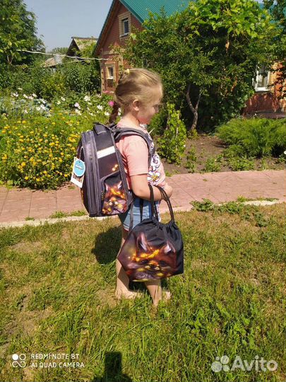 Школьный рюкзак (ранец)