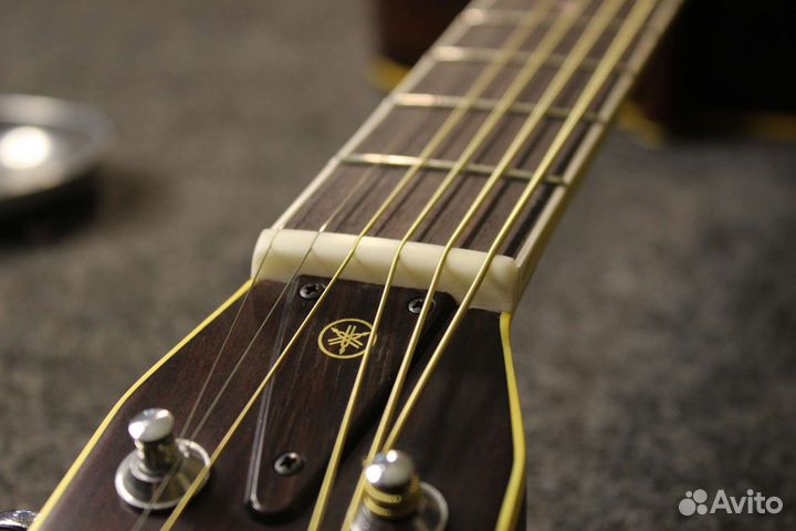 Yamaha FG-251B гитара, Япония