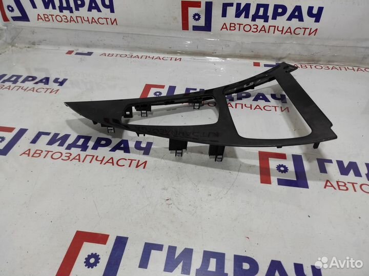 Накладка центральной консоли BMW 6 (F13) 511692427