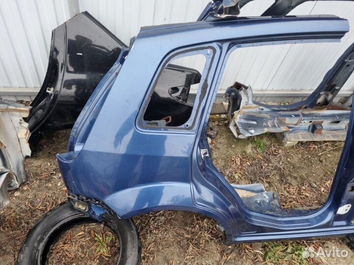 Крыло заднее правое Ford Fiesta хэтчбек 5 дв. 1.4