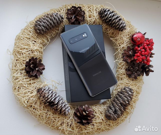 Samsung Galaxy S10 (Snapdragon 855), 8/128 ГБ