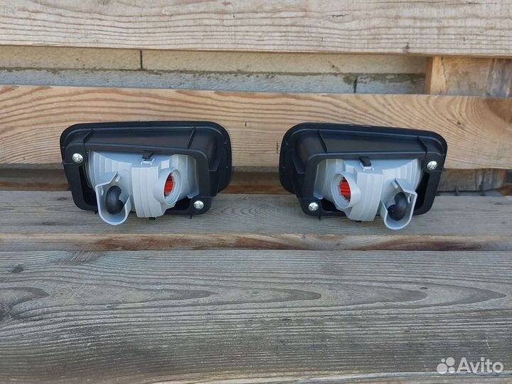 Фонарь в задний бампер MN186327 Митсубиси Лансер 9