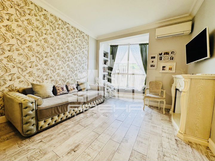 3-к. квартира, 70 м², 3/19 эт.