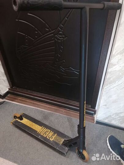 Трюковой самокат