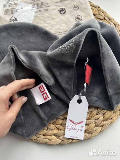 Новые велюровые шапки family look мама дочка