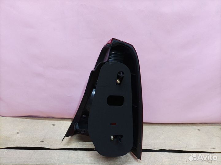 Фонарь левый Renault Logan 1 2004-2014