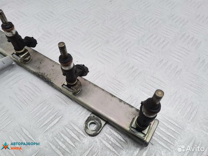 Форсунка Mitsubishi Lancer 9 2007 1465A029