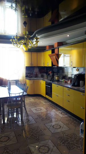 Дом 306 м² на участке 47 сот.