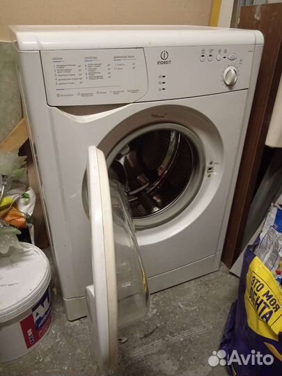 Стиральная машина indesit