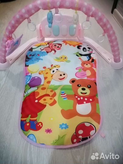 Развивающий коврик с пианино