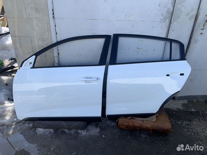 Дверь задняя левая Kia Rio X-Line Оригинал