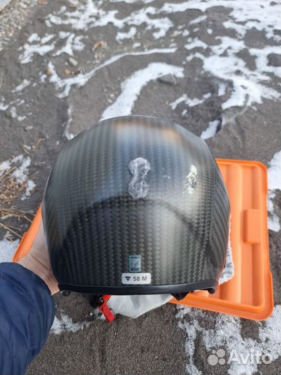 Горнолыжный шлем