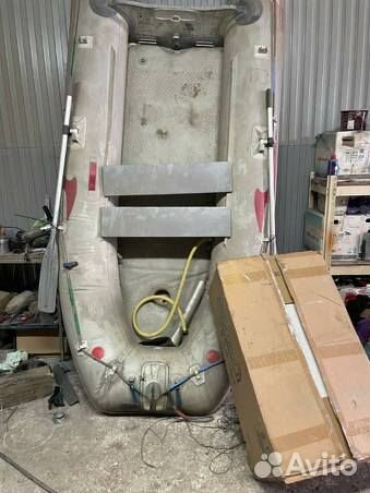 Лодка Батлер и Фрегат