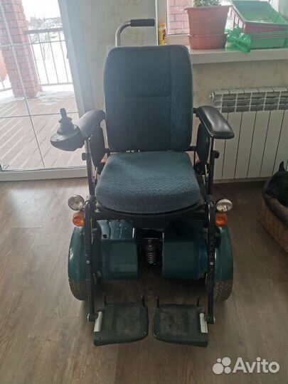 Инвалидная коляска с электроприводом б/у Moover 95