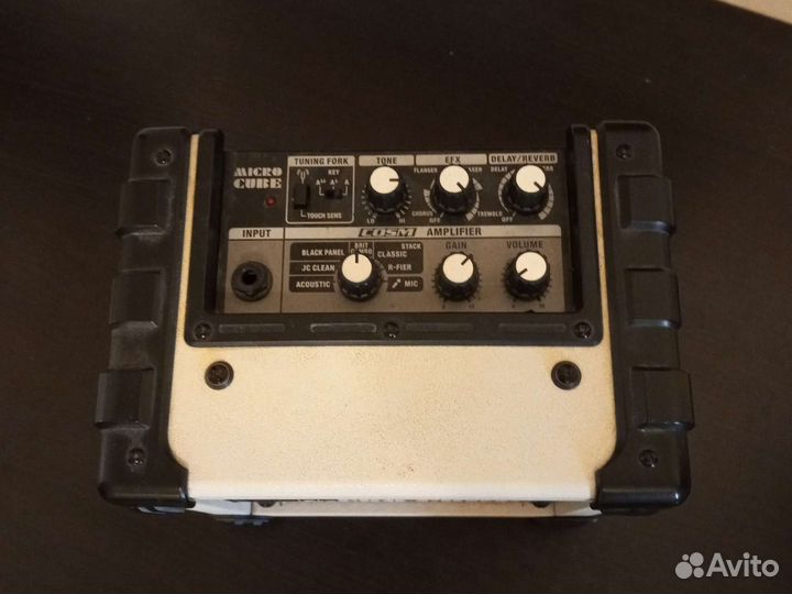 Roland micro cube white