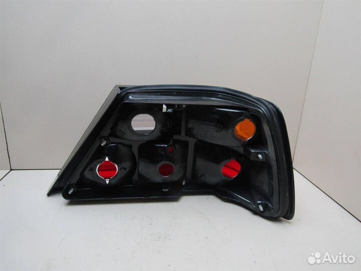 Фонарь задний левый Mercedes Benz W124 1984-1993