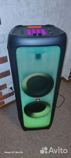 Колонка JBL