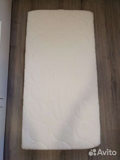 Кровать IKEA сундвик