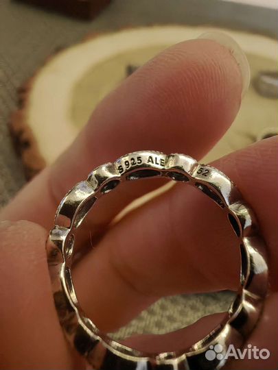 Серебряное кольцо с фианитом