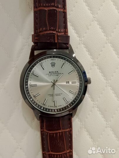 Наручные часы 690 любые