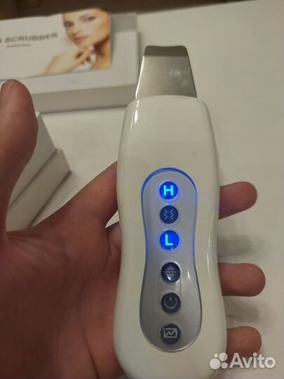 Ультразвуковой прибор для чистки лица