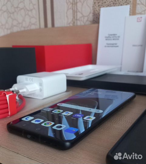 OnePlus 10 pro, 12/256 ГБ