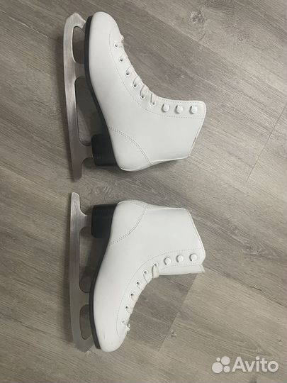 Детские коньки для девочки